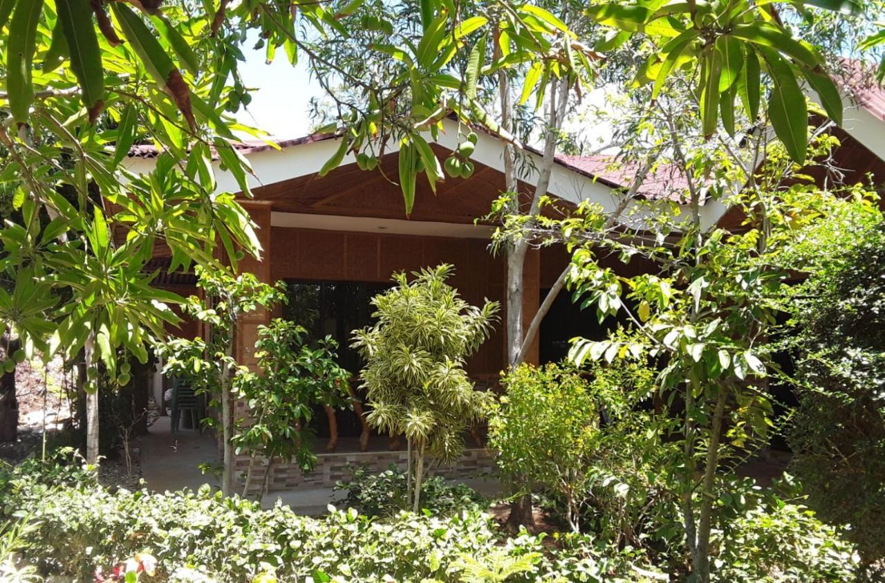 Adayo Cove Resort Siquijor Esterno foto