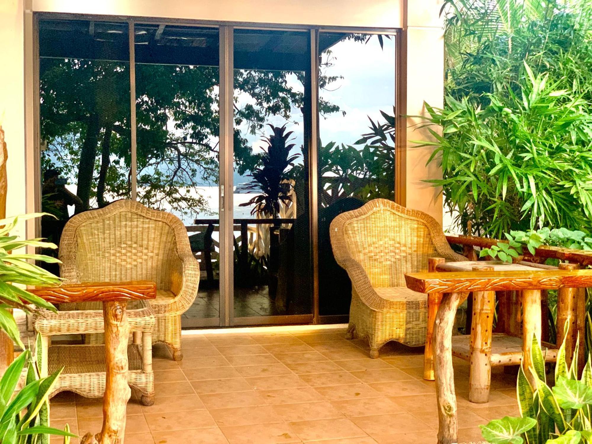 Adayo Cove Resort Siquijor Esterno foto